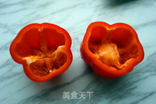 茄条皮蛋辣椒堡的做法步骤：2
