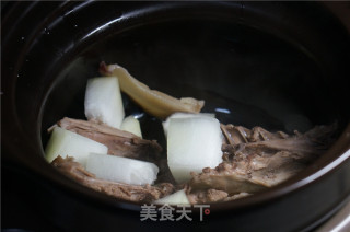 冬瓜螺片鸭汤的做法步骤：3