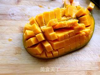 椰香芒果紫米粥的做法步骤：2