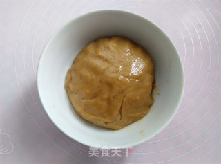 核桃枣泥月饼的做法步骤：3