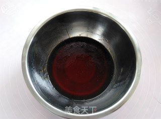 记忆中的红糖五仁月饼的做法步骤：1