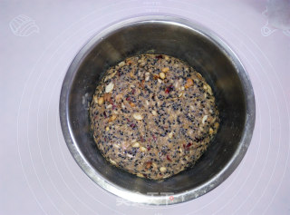 记忆中的红糖五仁月饼的做法步骤：6
