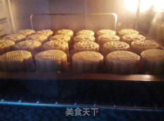 记忆中的红糖五仁月饼的做法步骤：14