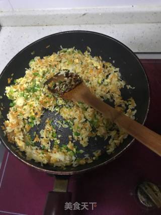 儿童快手营养蛋炒饭的做法步骤：7
