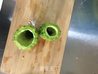 蜂蜜香蕉酿苦瓜的做法步骤：4