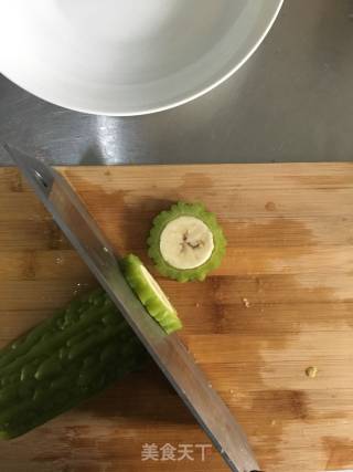 蜂蜜香蕉酿苦瓜的做法步骤：10