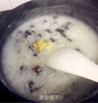 皮蛋瘦肉粥的做法步骤：5