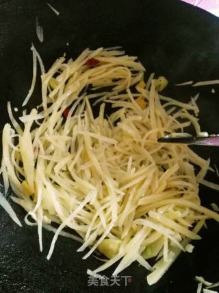 酸辣土豆丝的做法步骤：11