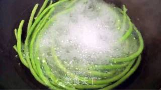 剁椒肉末豇豆的做法步骤：2
