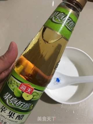 花生米拌黄瓜的做法步骤：4