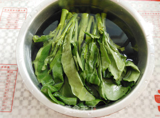 白灼芥兰的做法步骤：2