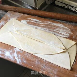 西红柿鸡蛋面的做法步骤：2