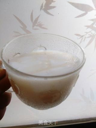 自制香醇奶茶的做法步骤：1