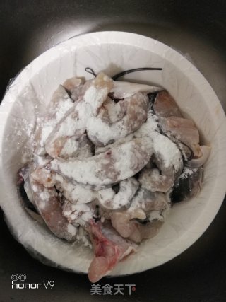 大蒜烧钳鱼 我的第一次菜谱的做法步骤：7