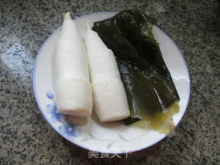 海带煮茭白的做法步骤：1