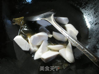 海带煮茭白的做法步骤：3