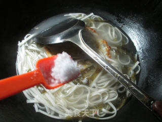 鸡蛋海带汤面的做法步骤：5