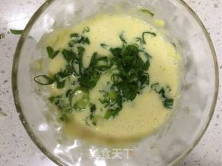 快手葱油饼的做法步骤：6
