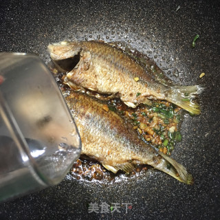 煎黄鳍鲷的做法步骤：7