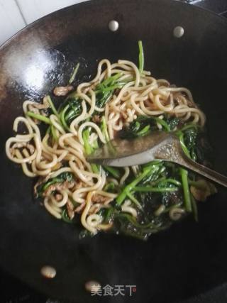 青菜肉丝乌冬面的做法步骤：4