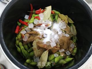 五香毛豆的做法步骤：4