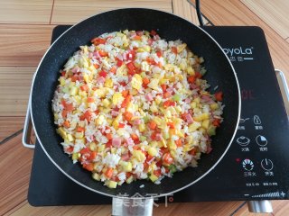 菠萝蛋炒饭的做法步骤：16