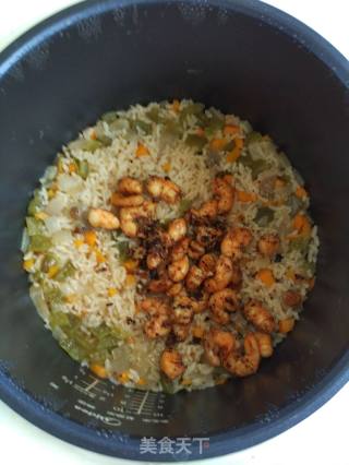 香蒜虾焖饭的做法步骤：15