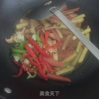 西葫芦炒香菇的做法步骤：8
