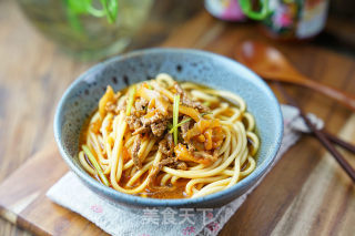 榨菜牛肉胡萝卜面的做法步骤：15