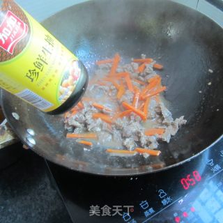 青椒胡萝卜鲜牛肉丝的做法步骤：5