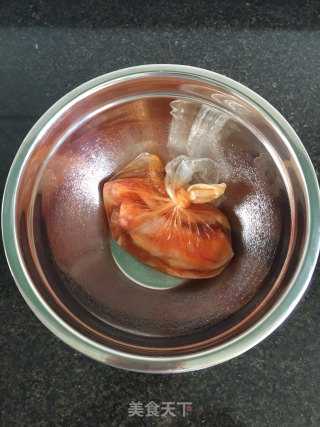 甜辣酱烤鸭翅的做法步骤：3