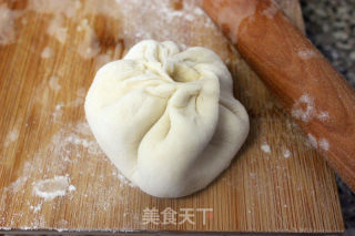 鸡蛋灌饼汉堡的做法步骤：1