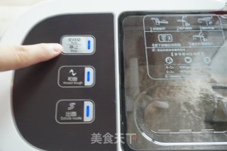 鲜虾炒面的做法步骤：1