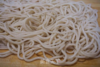 鲜虾炒面的做法步骤：5
