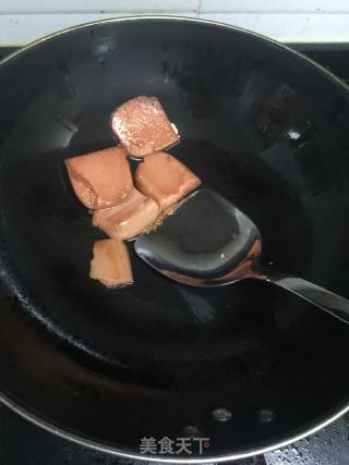 鸡蛋火腿三明治的做法步骤：3