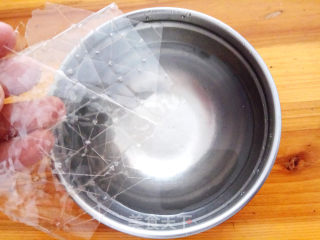 雪顶缤纷果冻的做法步骤：3