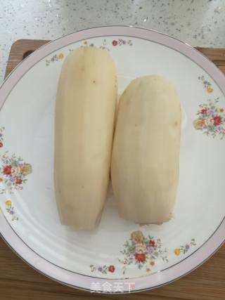 清炒藕片的做法步骤：1