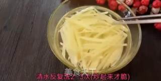 辣炒土豆丝的做法步骤：2