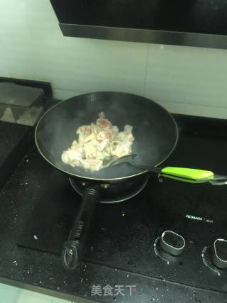 香菇鸡翅根的做法步骤：5