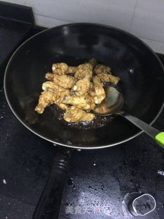 香菇鸡翅根的做法步骤：6