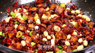 宫保鸡丁的做法步骤：4