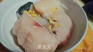 干烧鱼块的做法步骤：2