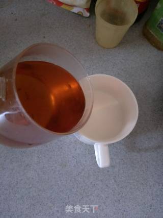 奶茶的做法步骤：4