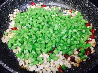 橄榄菜肉末炒豆角的做法步骤：4