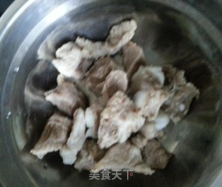 排骨蒸豆米的做法步骤：2