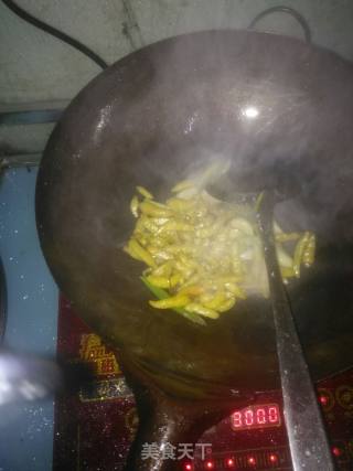 酸辣鱿鱼的做法步骤：6