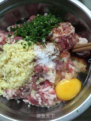 糖醋面筋酿肉的做法步骤：2