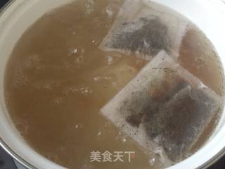 冷热皆宜的水果茶的做法步骤：2