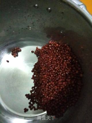 自制红豆沙的做法步骤：1