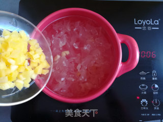 菠萝银耳羹的做法步骤：8